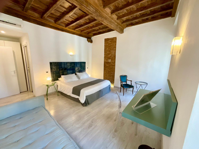 Bedroom 2, Cibele Bed&Breakfast, Rome