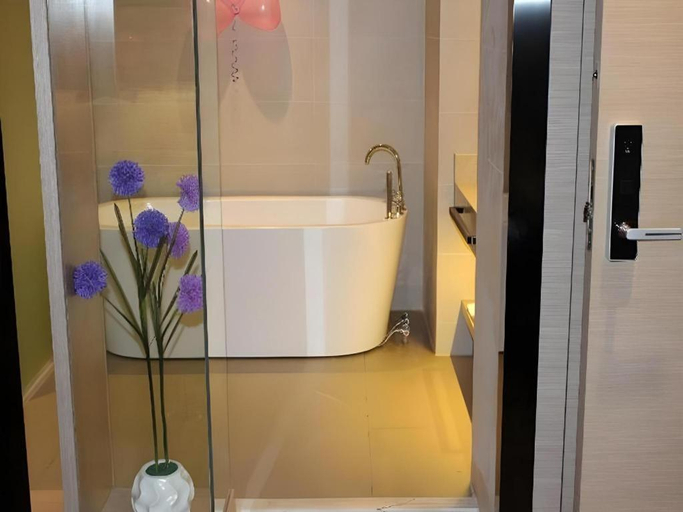 Bathroom 4, Lavande Hotel Changsha High-Speed Railway Station Shumuling Metro Station, Changsha