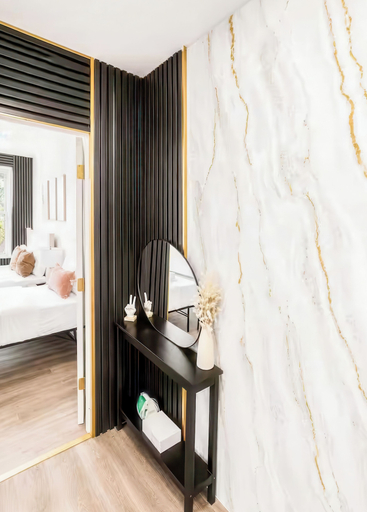 Room 5, 20 Mins to Times Square Skyline Views, Hudson