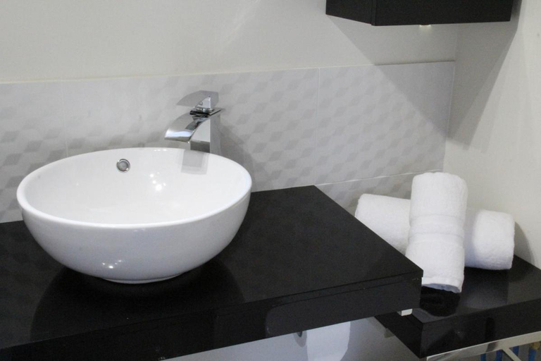 Bathroom 5, Amour & Spa, Pas-de-Calais
