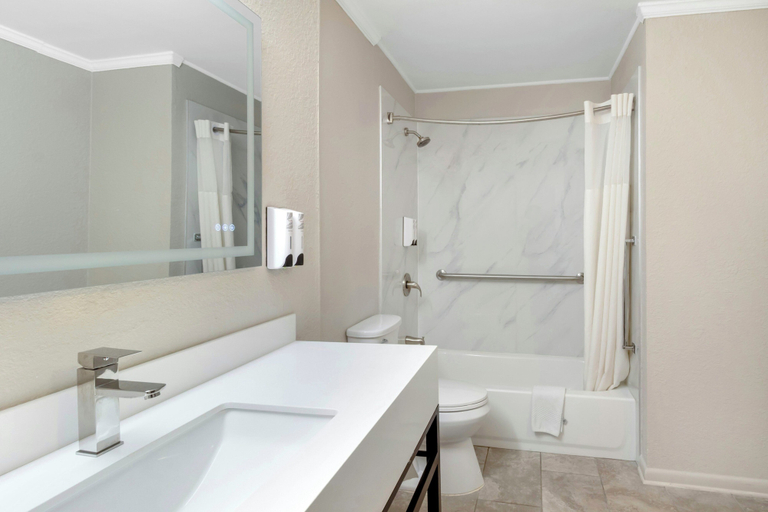 Bathroom 4, Red Roof Inn Manchester, TN, Coffee