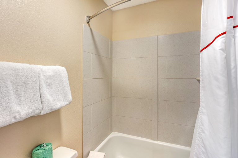 Bathroom 4, Red Roof Inn Danville, PA, Montour