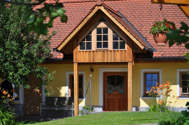 Exterior & Views 1, Haus Schonegger, Leibnitz