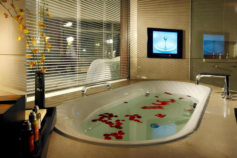 Bathroom 4, Nanyuan Universe Deluxe Hotel, Ningbo