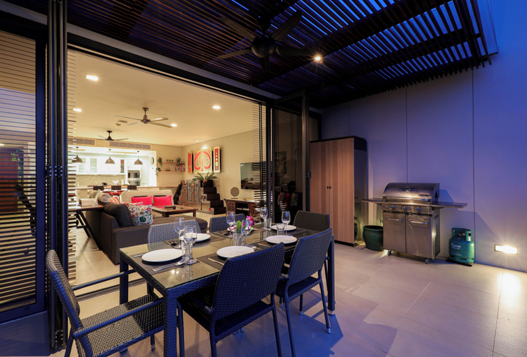 Food & Drinks, The Heights Kata Seaview C1 near Kata Beach, Phuket Island