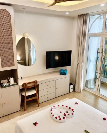 Room 4, Waterside Maldives