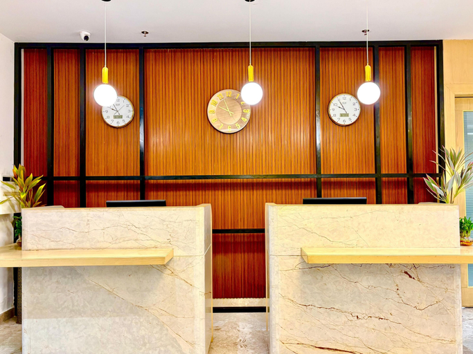 Lobby 2, Country Inn Smart Stays Gurgaon, Gurgaon