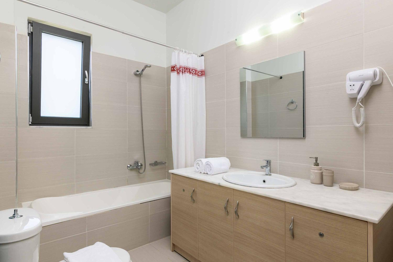 Bathroom 3, Villa Mariani, South Aegean