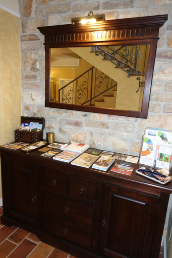 Food & Drinks 5, Villa Emma Smoljanci-Istria, Svetvinčenat