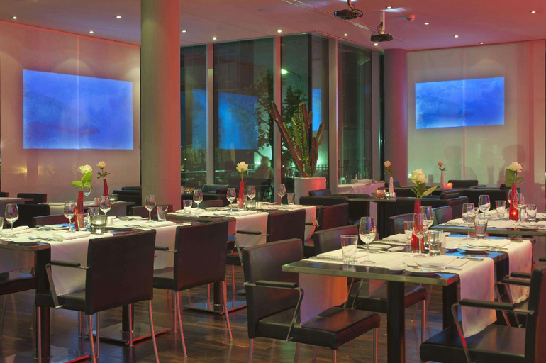Food & Drinks 4, DoubleTree by Hilton Frankfurt Niederrad, Frankfurt am Main