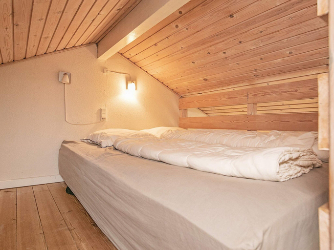 Bedroom 2, Cozy Holiday Home in Ã†rÃ¸skÃ¸bing near Sea, Ærø