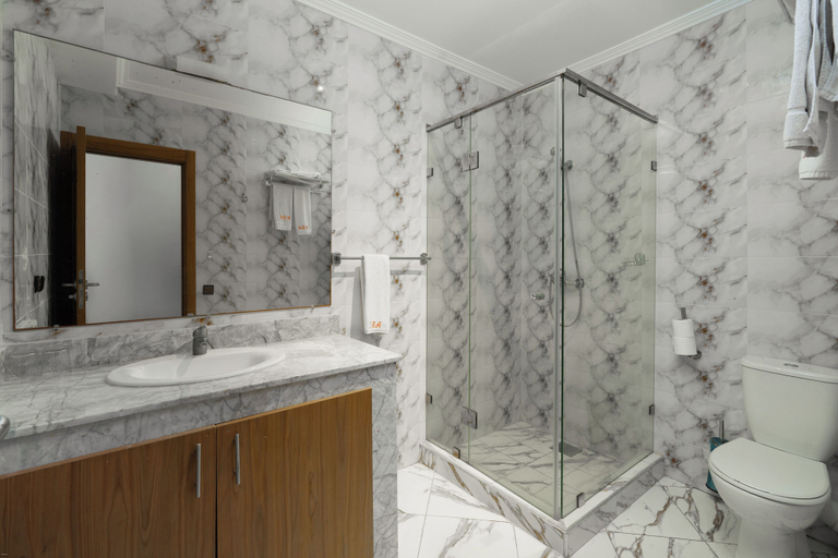 Bathroom 4, HOTEL BEL ANFA, Casablanca