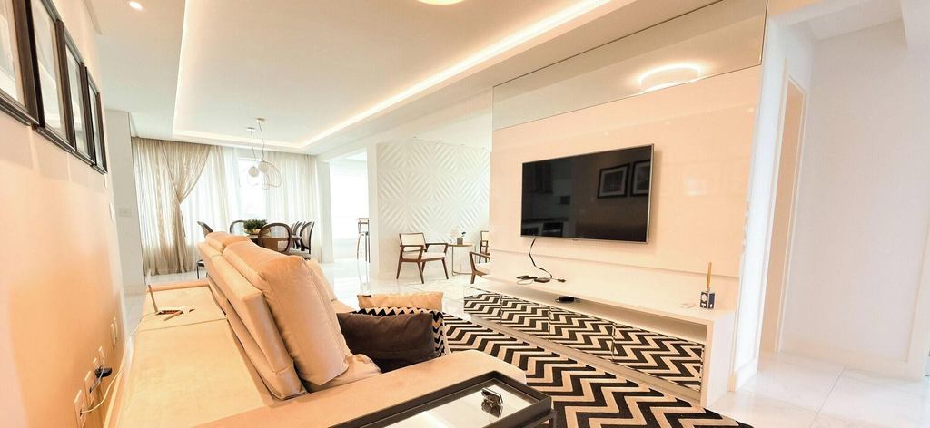 Living area 2, ASA Cobertura Luxo 2QT Meia Praia Hidro, Itapema