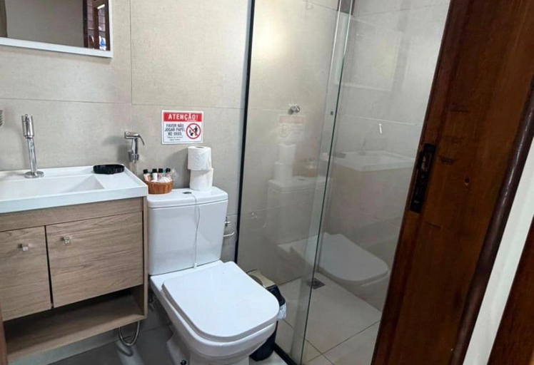 Bathroom 3, Recanto das Jaqueiras, Angra dos Reis