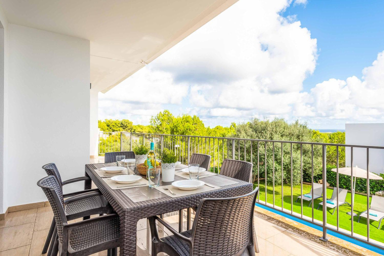 Others 4, Villa Rachel, Baleares