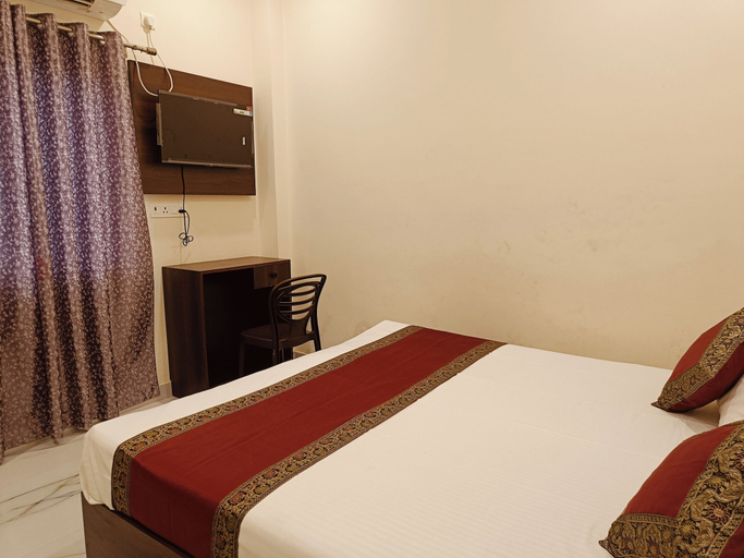 Room 5, Mahalaxmi Guest House, Varanasi