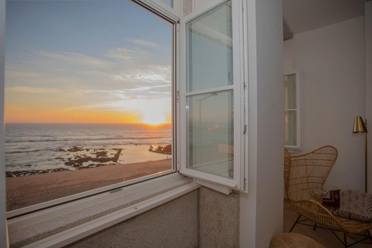 Others 3, Liiiving in Porto Luxury Beachfront Apartment II, Porto