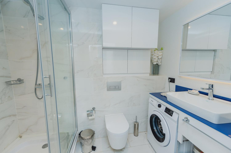 Bathroom 2, Sea View Orbi City Aparthotel, Batumi