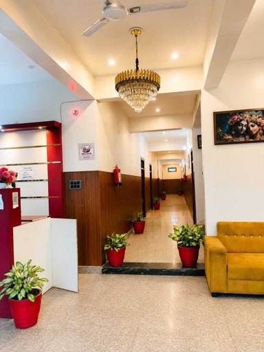 Lobby 1, The Yash Hotel And Resort, Faizabad