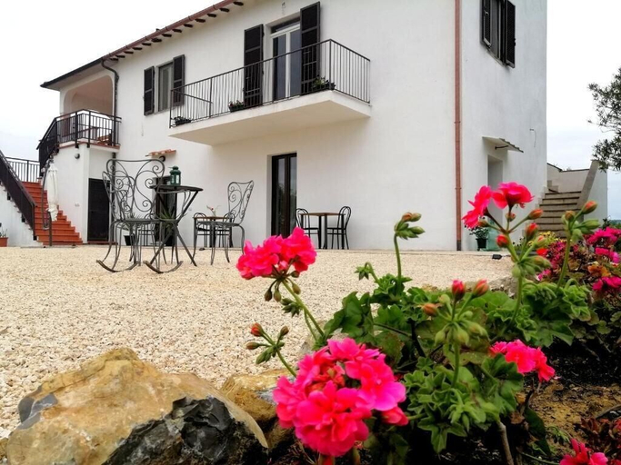 Exterior & Views, Agriturismo Verdicchio, Grosseto