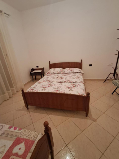 Bedroom 3, dhoma plazhi xheviti, Vlorës
