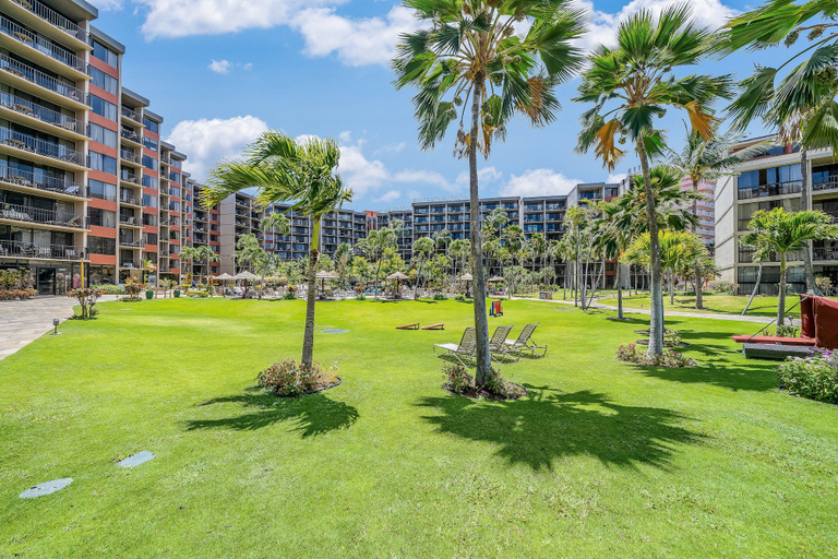 Exterior 3, Beachfront 2BR Condo w Stunning Ocean Views - Kaanapali Shores 702, Maui