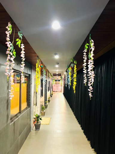 Public Area 4, siaan palace, Surat