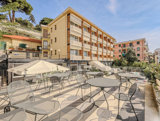 Exterior & Views 2, Hotiday Room Collection - Varazze, Savona