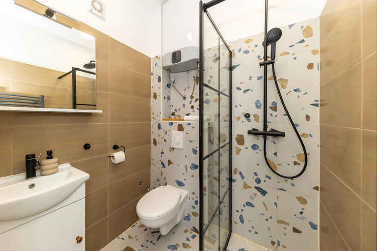 Bathroom 3, Villa Dalmatia Sukosan - Harbour Breeze Apartments, Sukošan