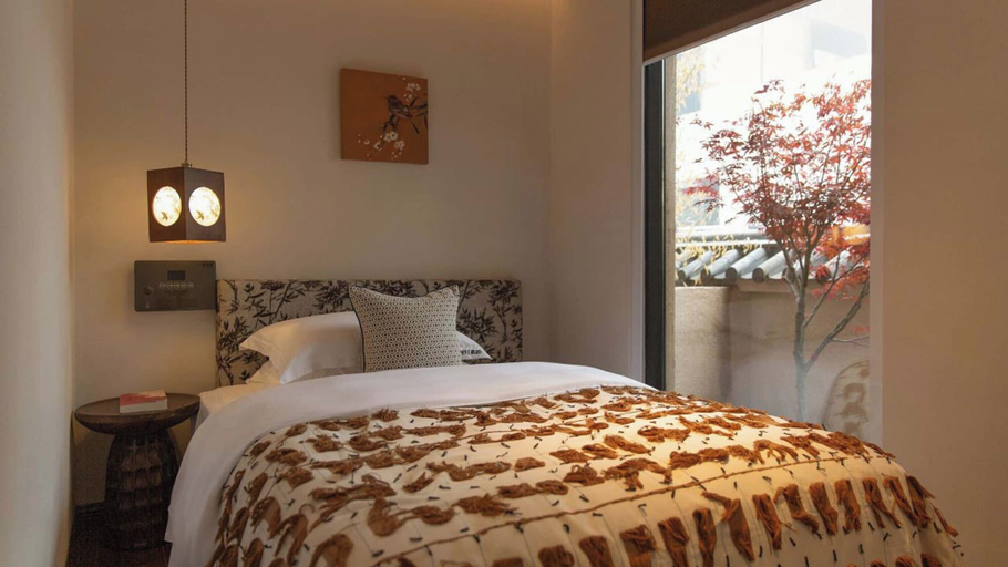 Room 3, Yunye Fengwan Song's Aesthetic Hotel, Dêqên Tibetan