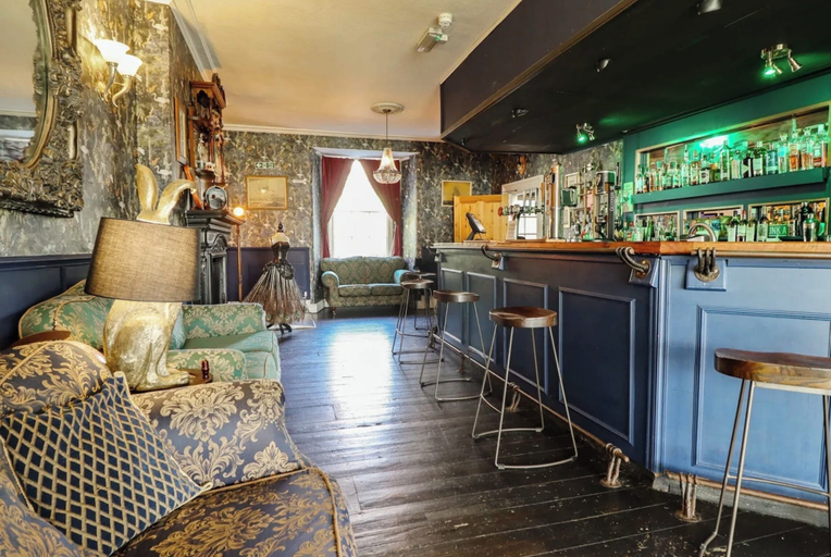 Food & Drinks 5, Plas Dolguog, Powys