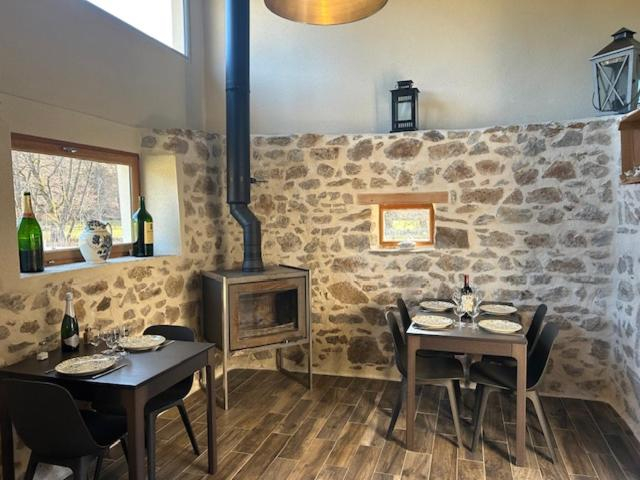 Food & Drinks, Moulin des Comtes - Chambre les Rochers, Puy-de-Dôme