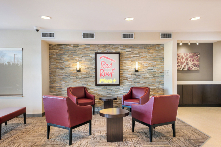 Others 5, Red Roof Inn PLUS+ Boston - Logan, Essex