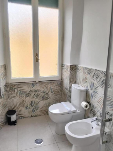 Bathroom 2, Metanoia Stays Prati, Roma