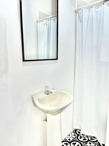 Bathroom 4, Hostel M&h, Cartagena de Indias