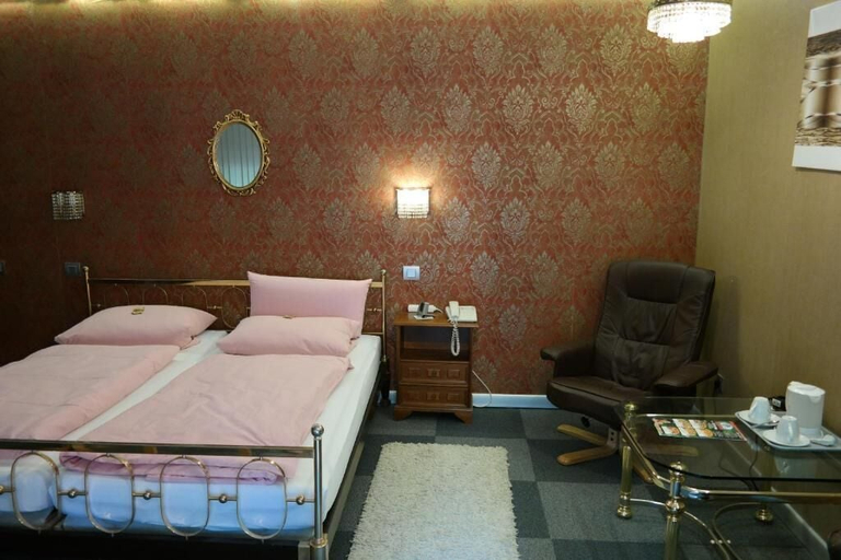 Bedroom 5, Hotel am Hallenbad, Mettmann