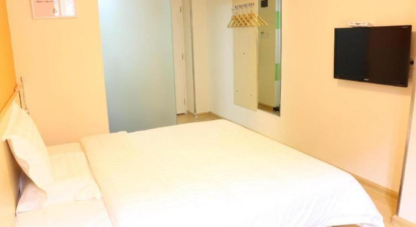 Bedroom 2, 7 Days Inn Kunshan South High-Speed Railway Station, Suzhou
