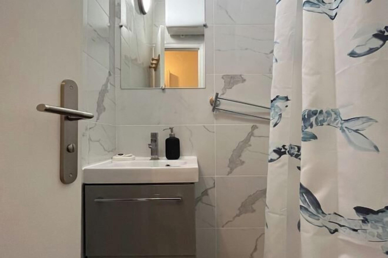 Room 4, Cozy flat 6e arr. Montparnasse, Paris
