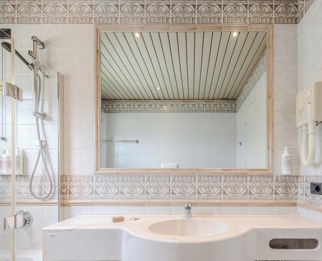 Bathroom 3, Hotiday Room Collection - Stresa, Verbano-Cusio-Ossola