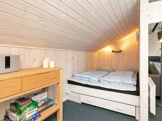 Bedroom 2, 5 Star Holiday Home in Vaeggerlose, Guldborgsund