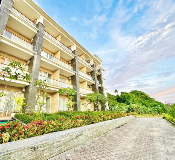Exterior & Views 5, Queen of The South Resort, Gunung Kidul
