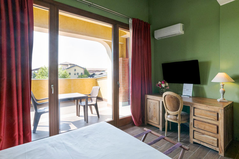 Bedroom 3, Agriturismo Il Boschetto, Monza and Brianza