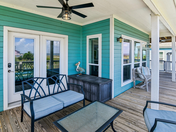 Property amenity 5, Bayview Pool Retreat, Galveston