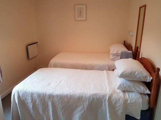 Bedroom 2, Perran View Holiday Park, Cornwall