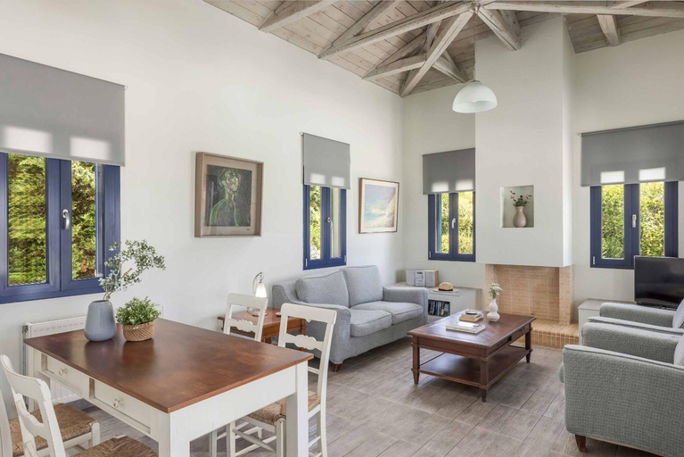 Others 5, Villa Nissaki, Ionian Islands