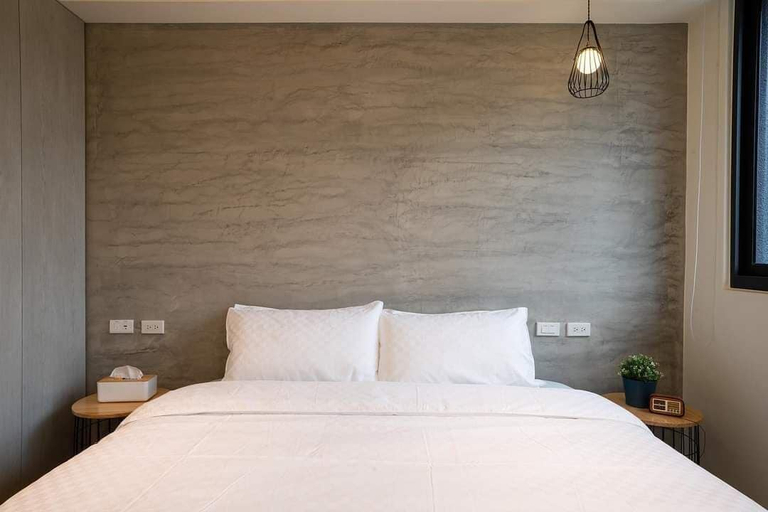 Room 5, leesu, Hualien