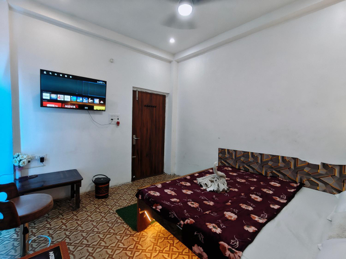 Bedroom, Hotel Kalzug, Katihar