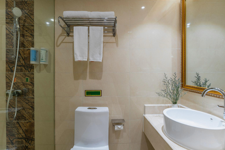 Bathroom 3, Vienna Hotel Hubei Yidu Jiefang Building, Yichang
