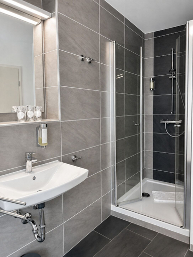 Bathroom 4, Hotel Select Suites & Aparts, Mönchengladbach