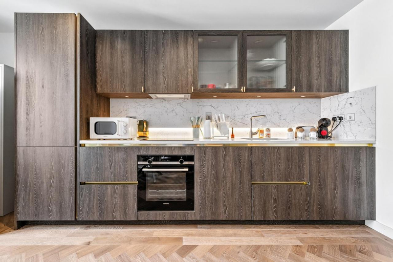 Others 4, Serene & Lovely Apartment in Paddington, London